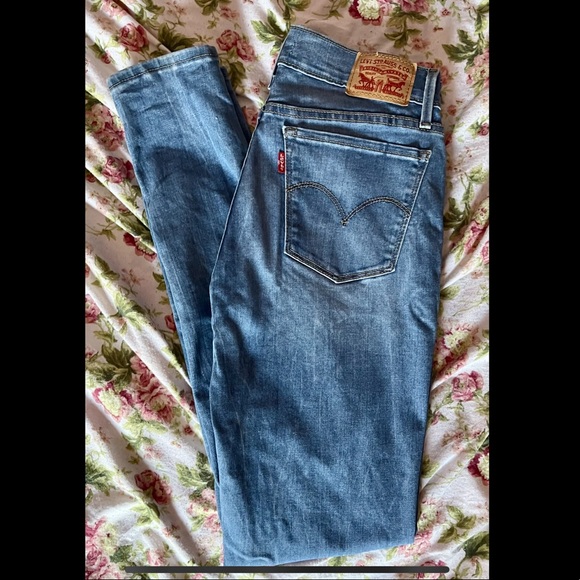 Levi’s 710 Super Skinny - Picture 1 of 2